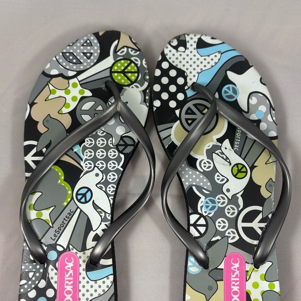 LESPORTSAC Peace Sign Print Flip Flops with Storage Bag Size 7